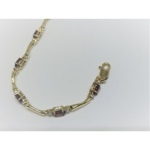 10k Yellow Gold Natural Garnet Link Bracelet - Picture 4 of 7